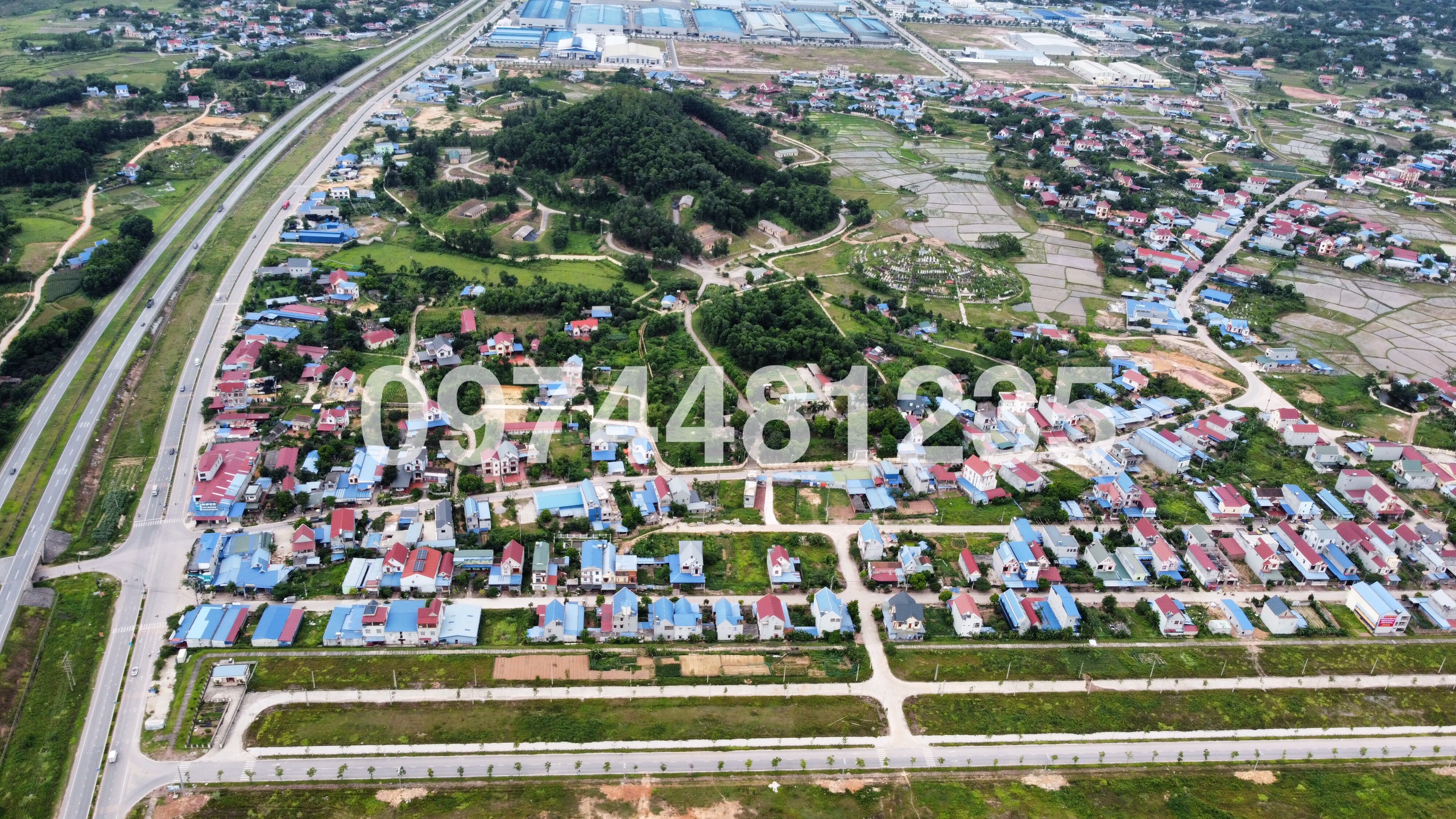Bán DOM 22 - 08 đất đấu giá Khu dân cư xã Hồng Tiến thị xã Phổ Yên tỉnh Thái Nguyên.